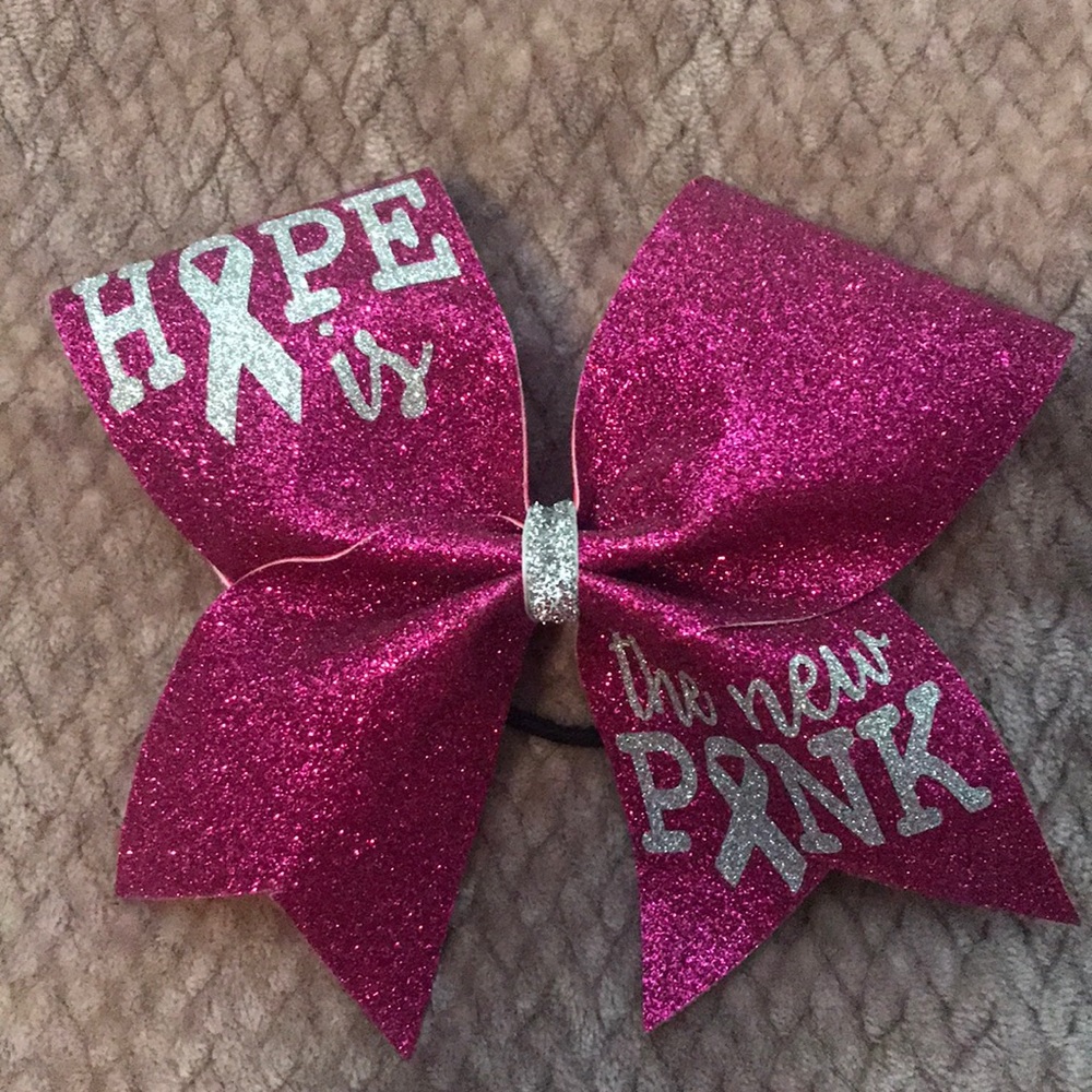 Custom made cheer bow 🎀